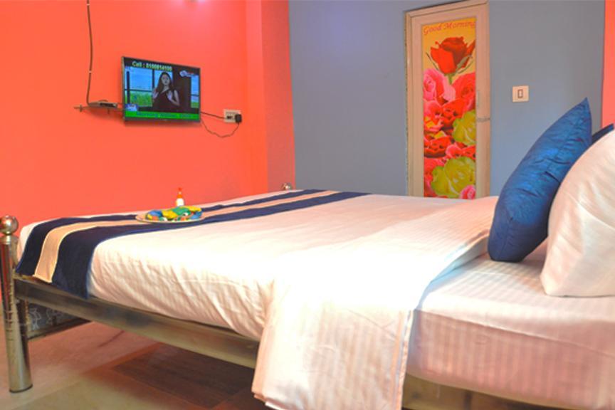 H C N Guest House Καλκούτα Εξωτερικό φωτογραφία